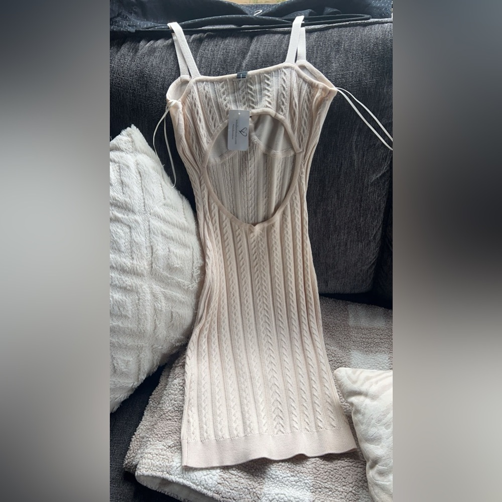 WINDSOR DRESS